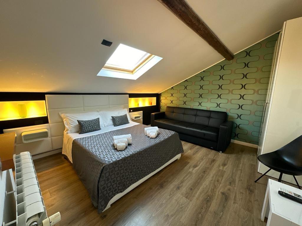Ottomood B&B And Apartments Tremestieri Etneo Zimmer foto