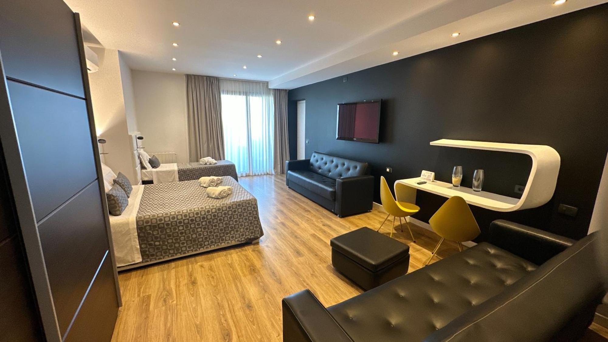 Ottomood B&B And Apartments Tremestieri Etneo Zimmer foto